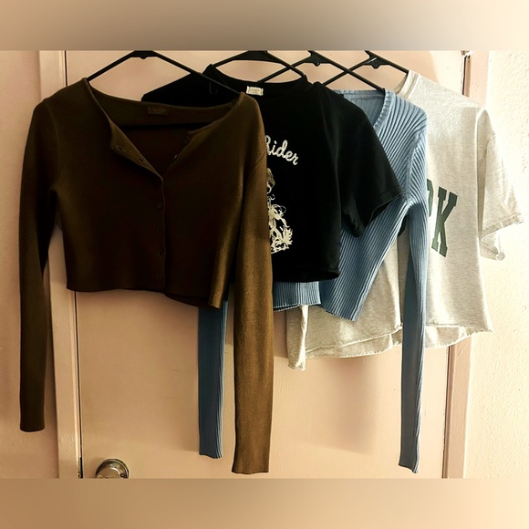 Brandy Melville Tops - Lot of 4 Brandy Melville Crop-Top &
J. Galt New York T-Shirt